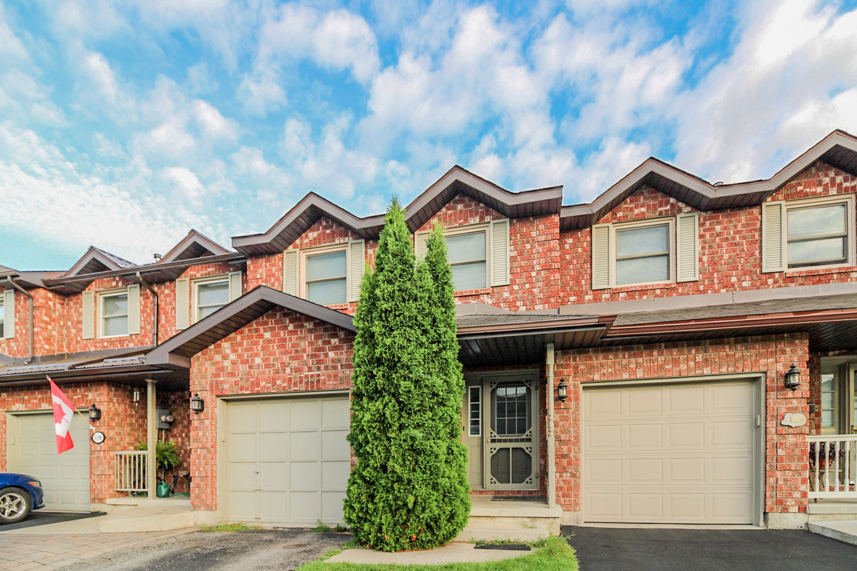 1158 Cuthbertson Ave, Brockville, ON K6V 7B1 Amo360