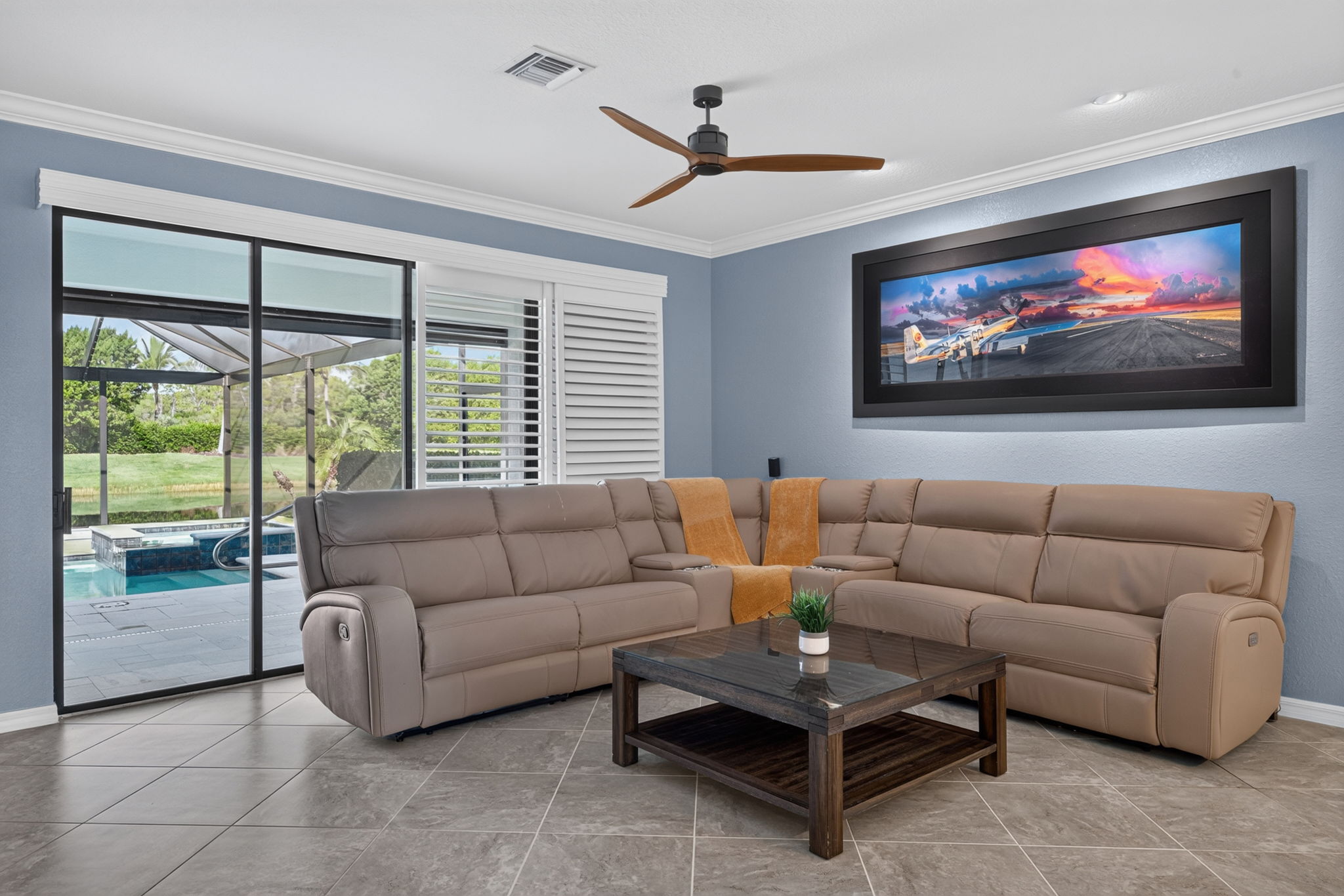 Living Room 1 of 3