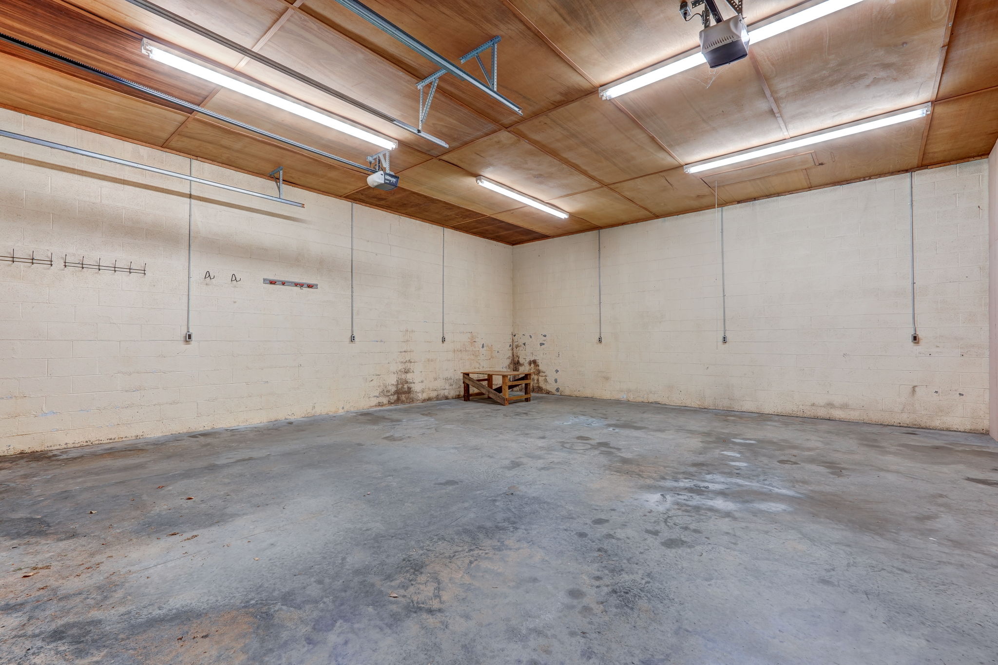 Detached Garage