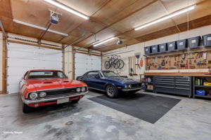Detached Garage