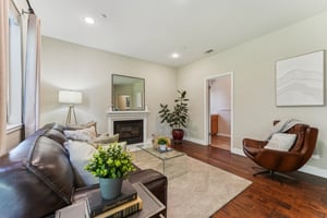 Vintner Pl-2805-017.jpg