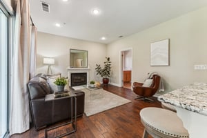 Vintner Pl-2805-019.jpg