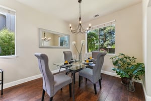 Vintner Pl-2805-020.jpg
