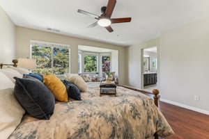 Vintner Pl-2805-040.jpg