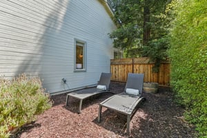 Vintner Pl-2805-067.jpg