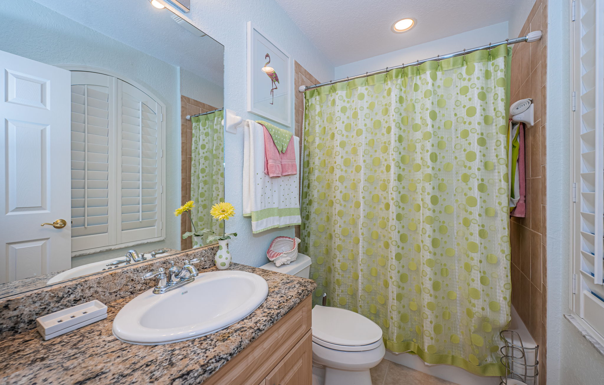 Upper Level Guest Bathroom2