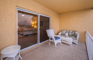 Upper Level Master Bedroom Balcony4