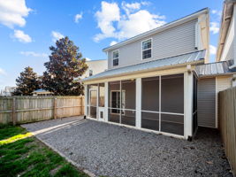 Screened-in Porch