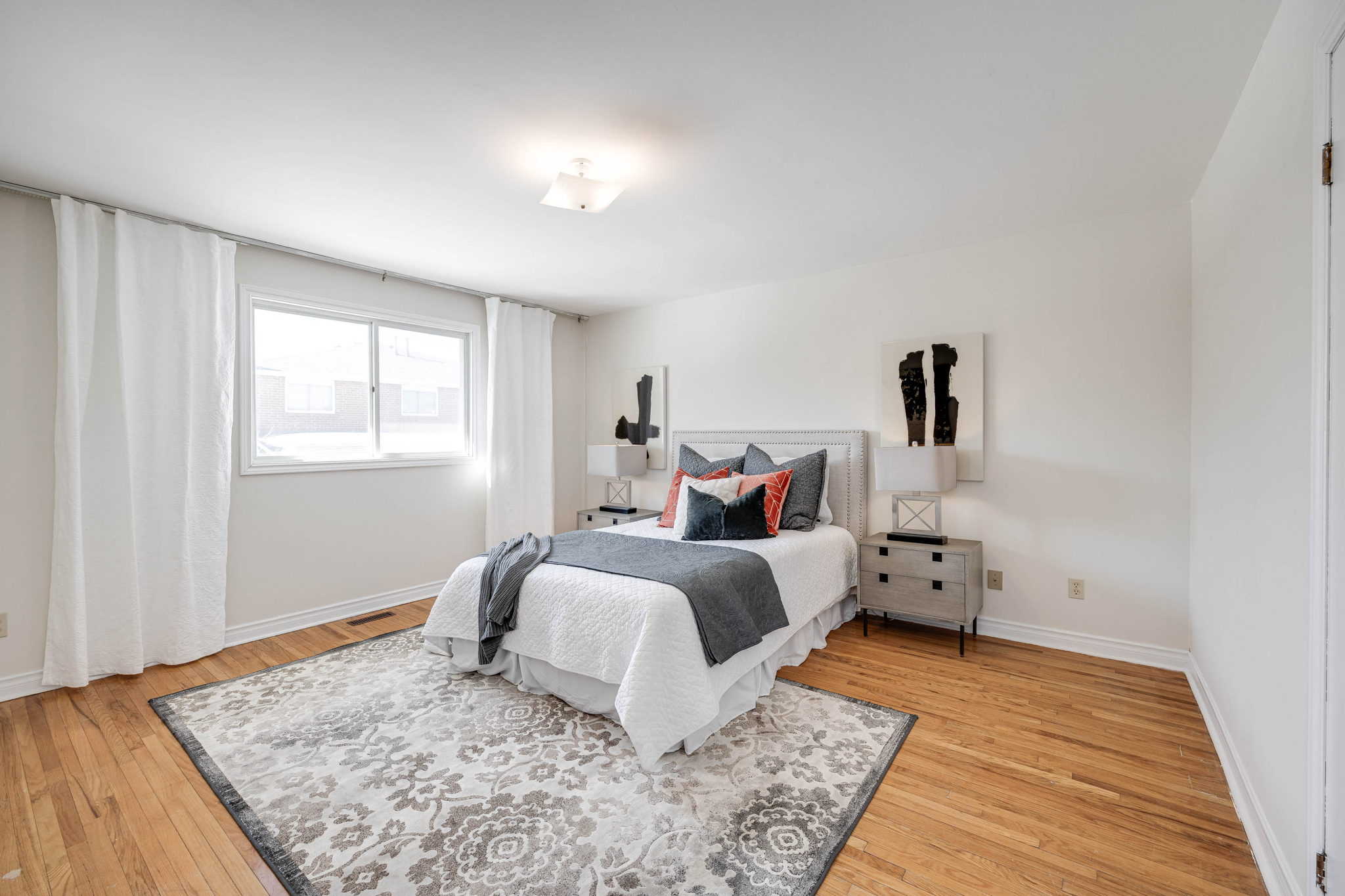 Toronto property showcase — delivered property photograph 26