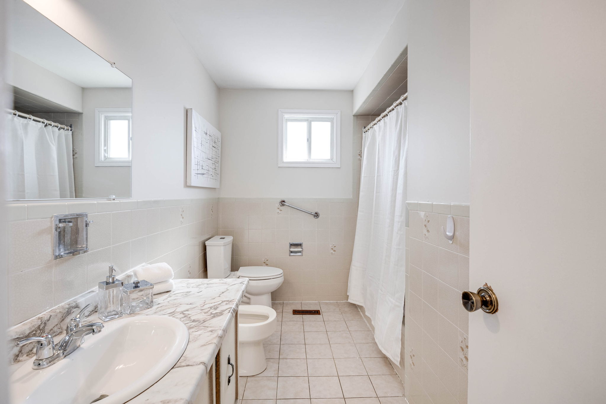 Toronto property showcase — delivered property photograph 32