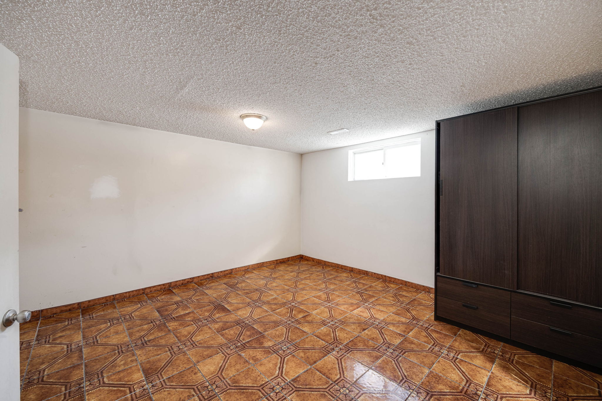 Toronto property showcase — delivered property photograph 41