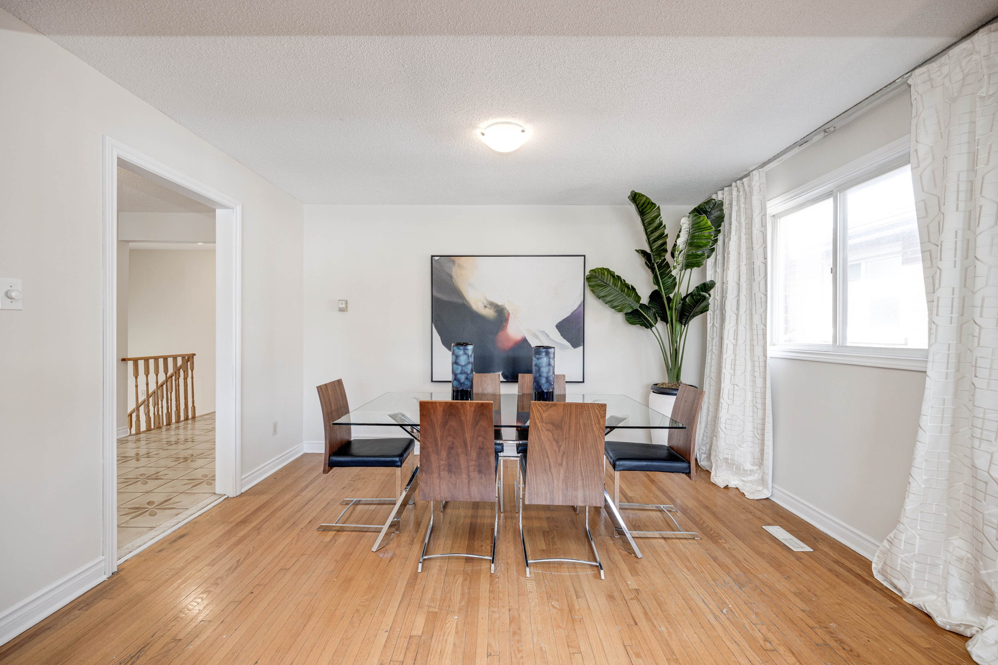 Toronto property showcase — delivered property photograph 10