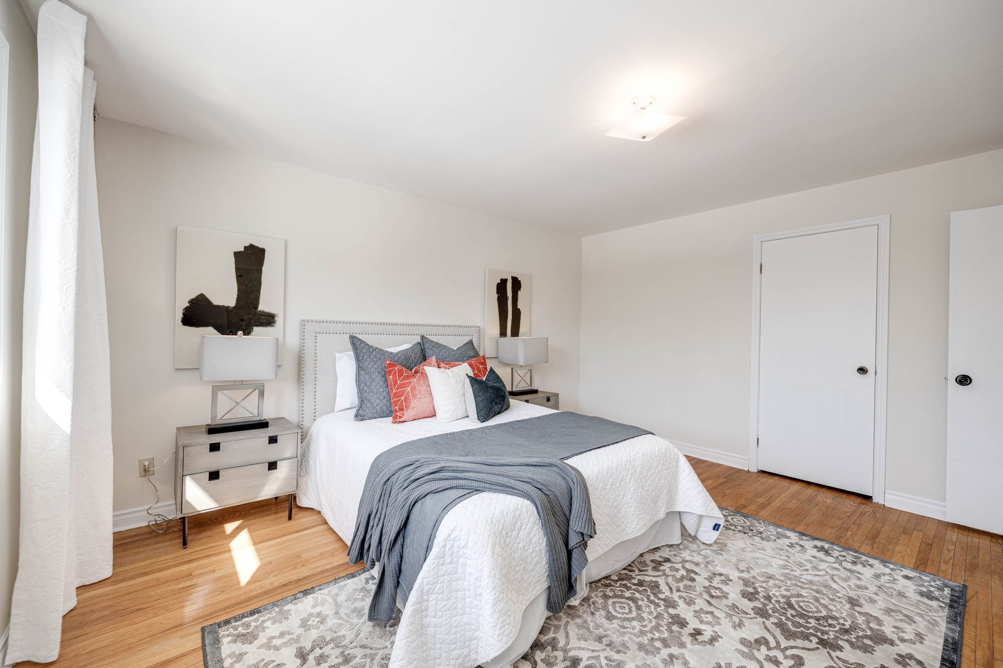 Toronto property showcase — delivered property photograph 27