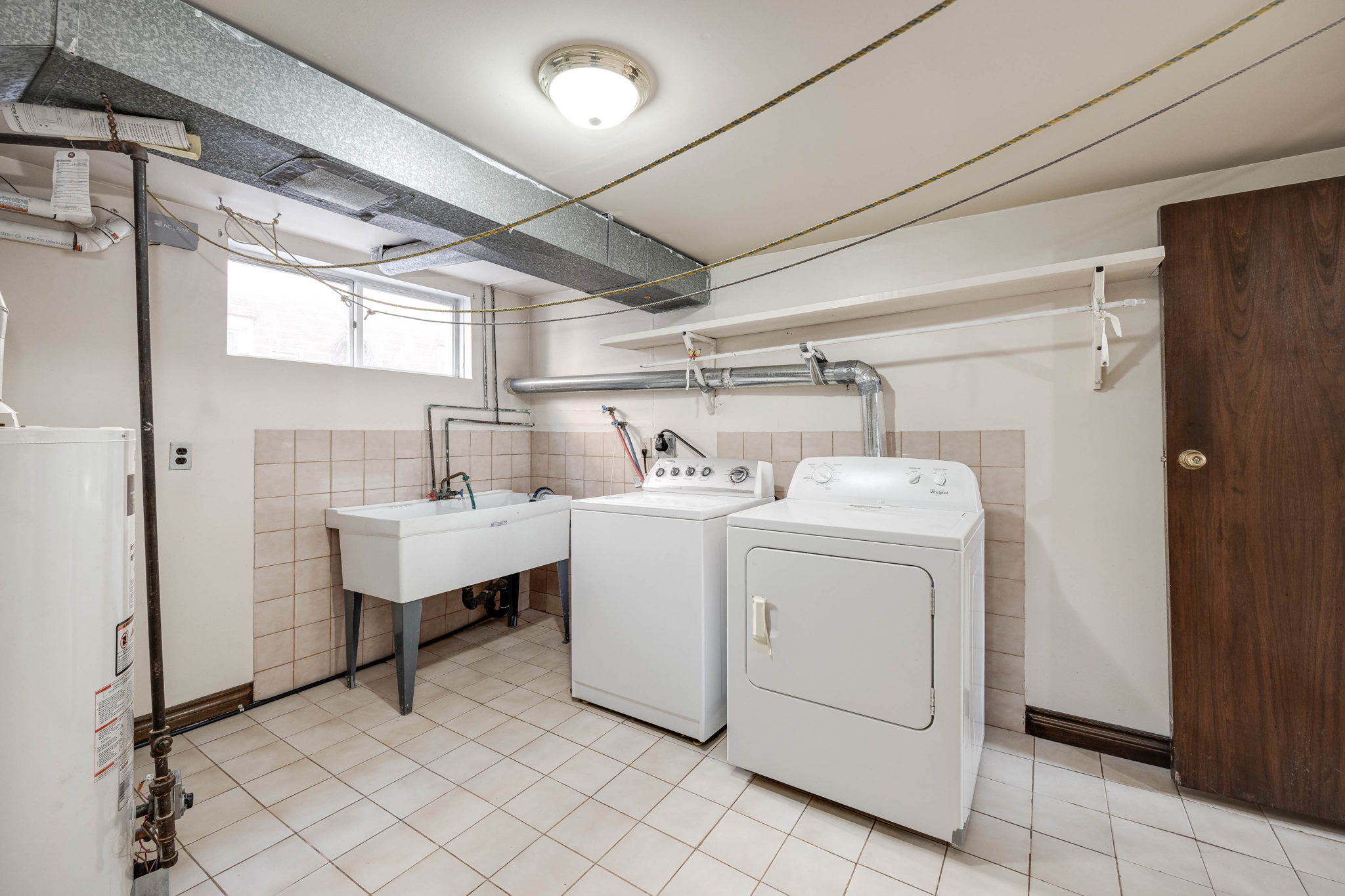 Toronto property showcase — delivered property photograph 38