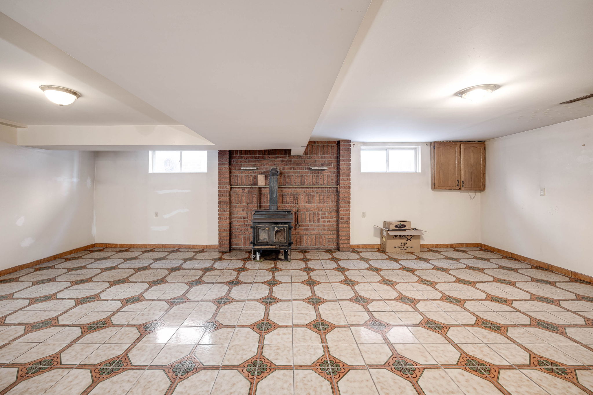 Toronto property showcase — delivered property photograph 36