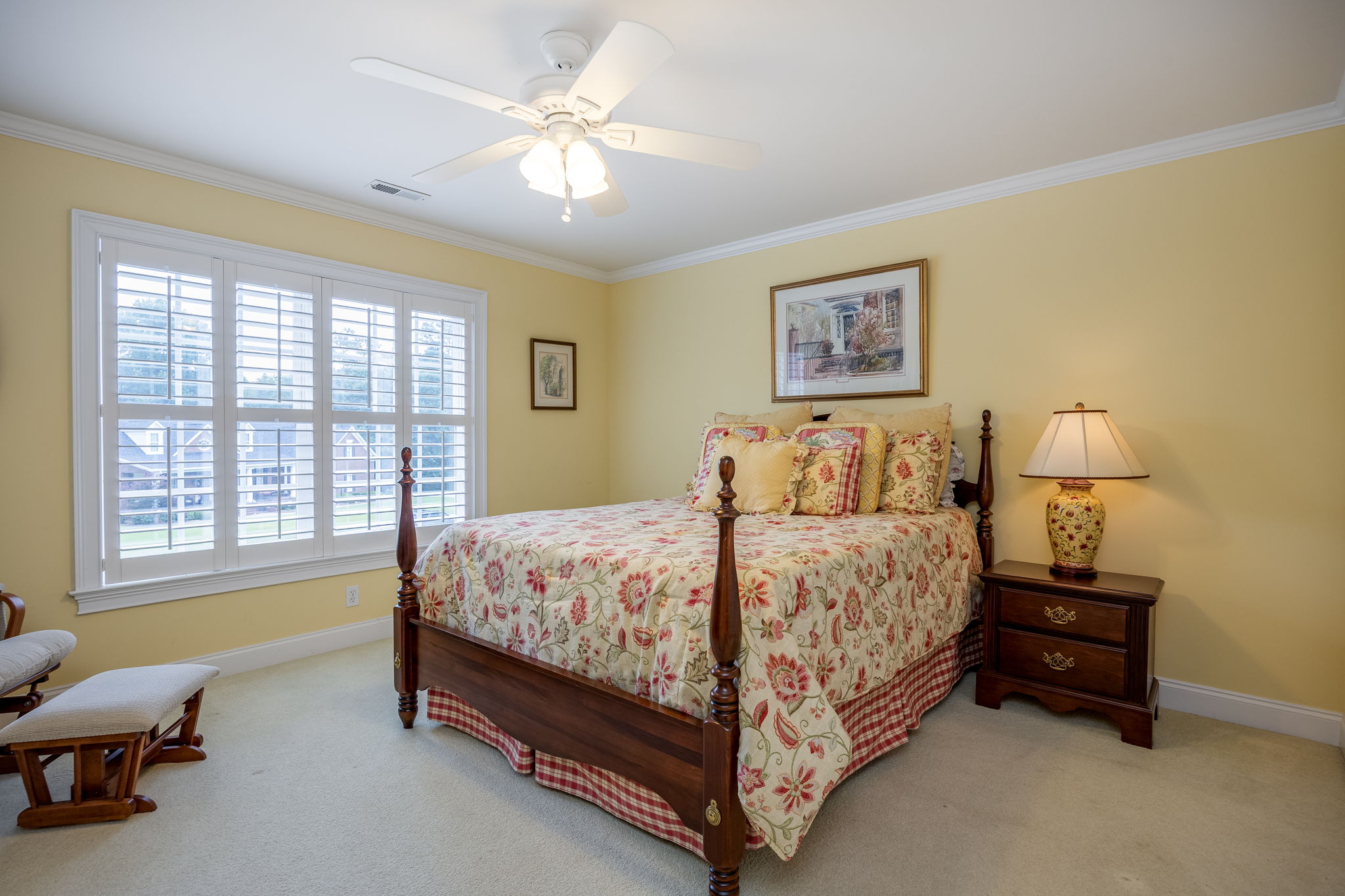  Photo 48