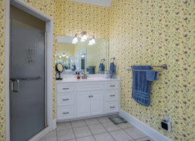  Photo 44