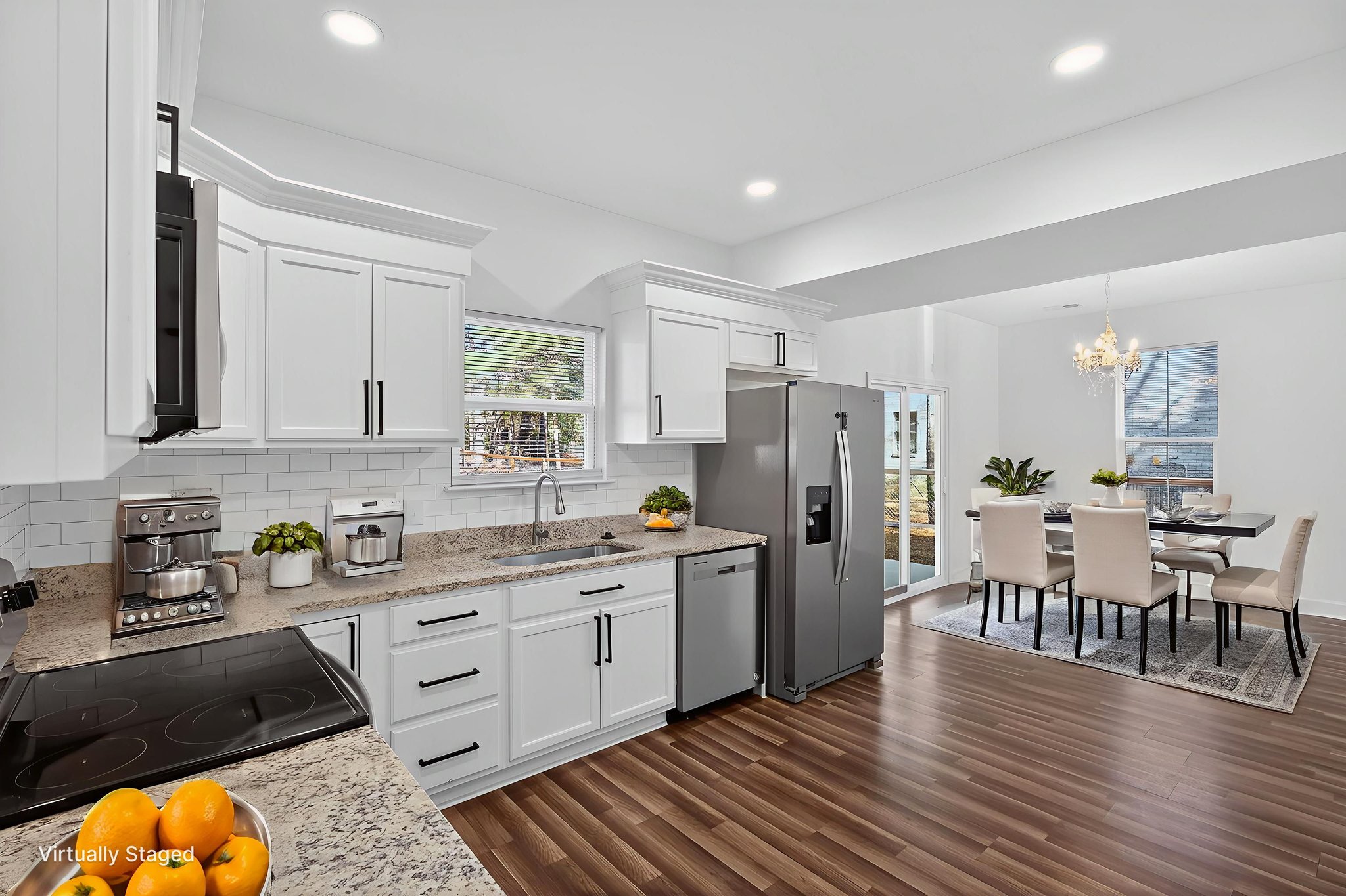_DSC9520-2 virtually staged.jpeg