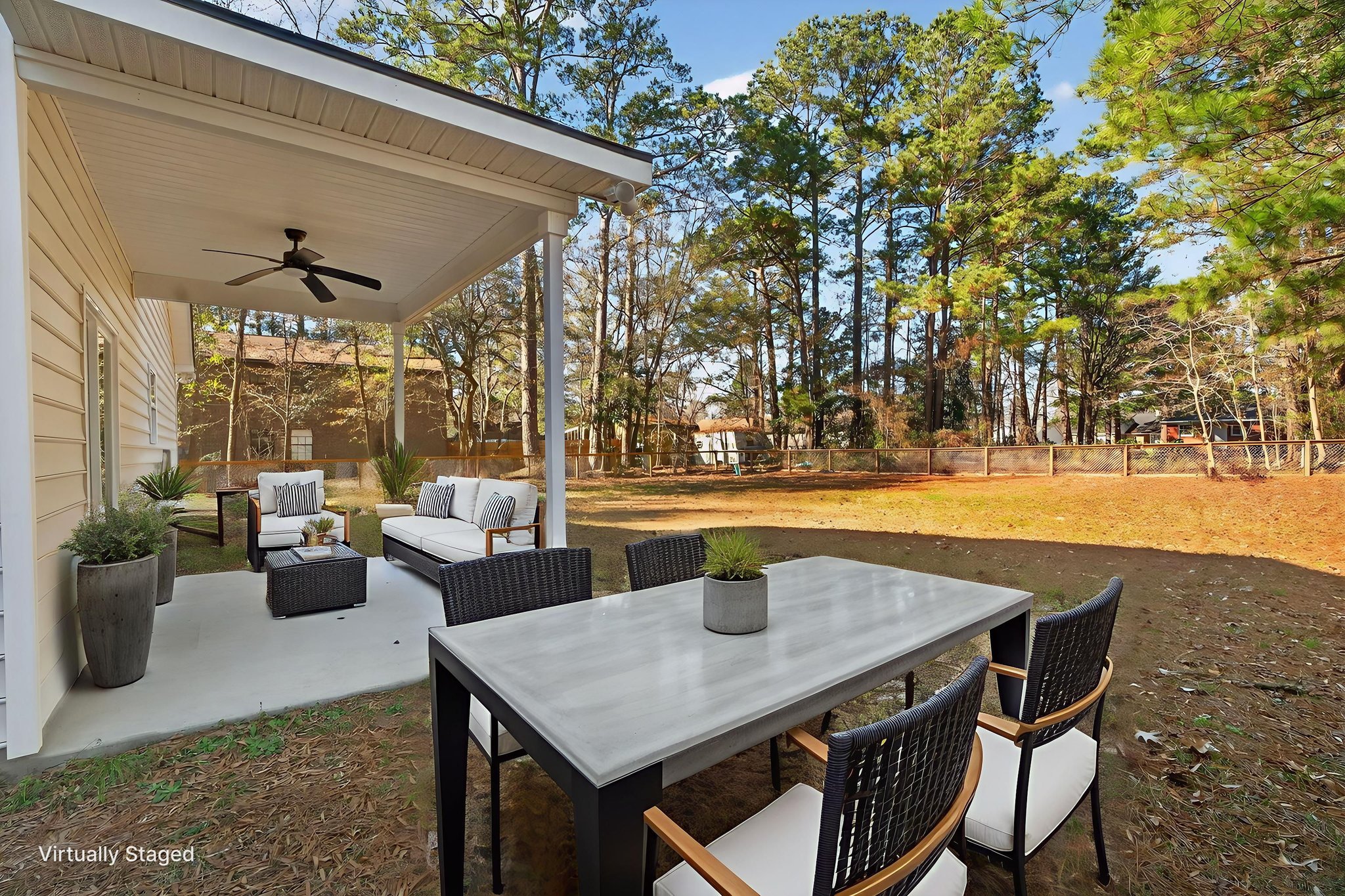 _DSC9680 virtually staged.jpeg