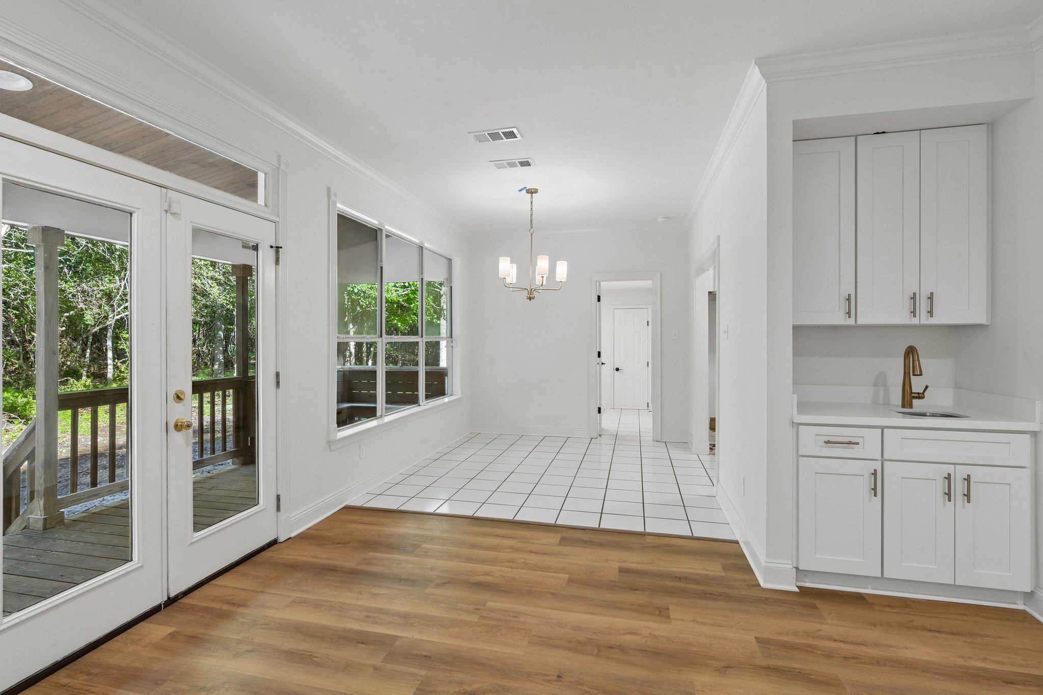 010.jpg
