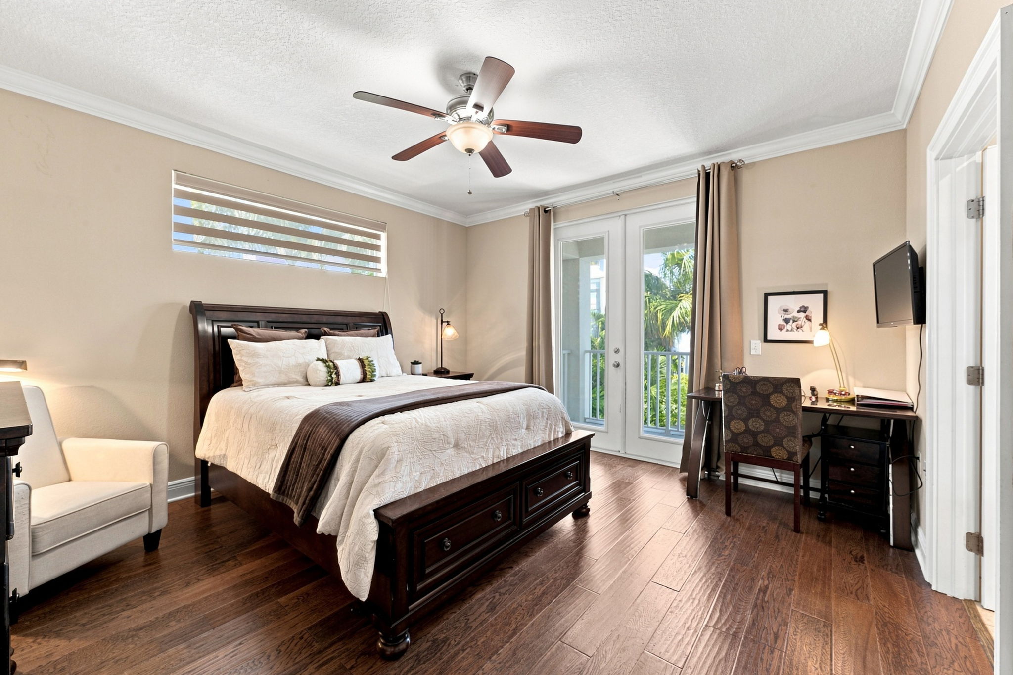 Guest Bedroom3a
