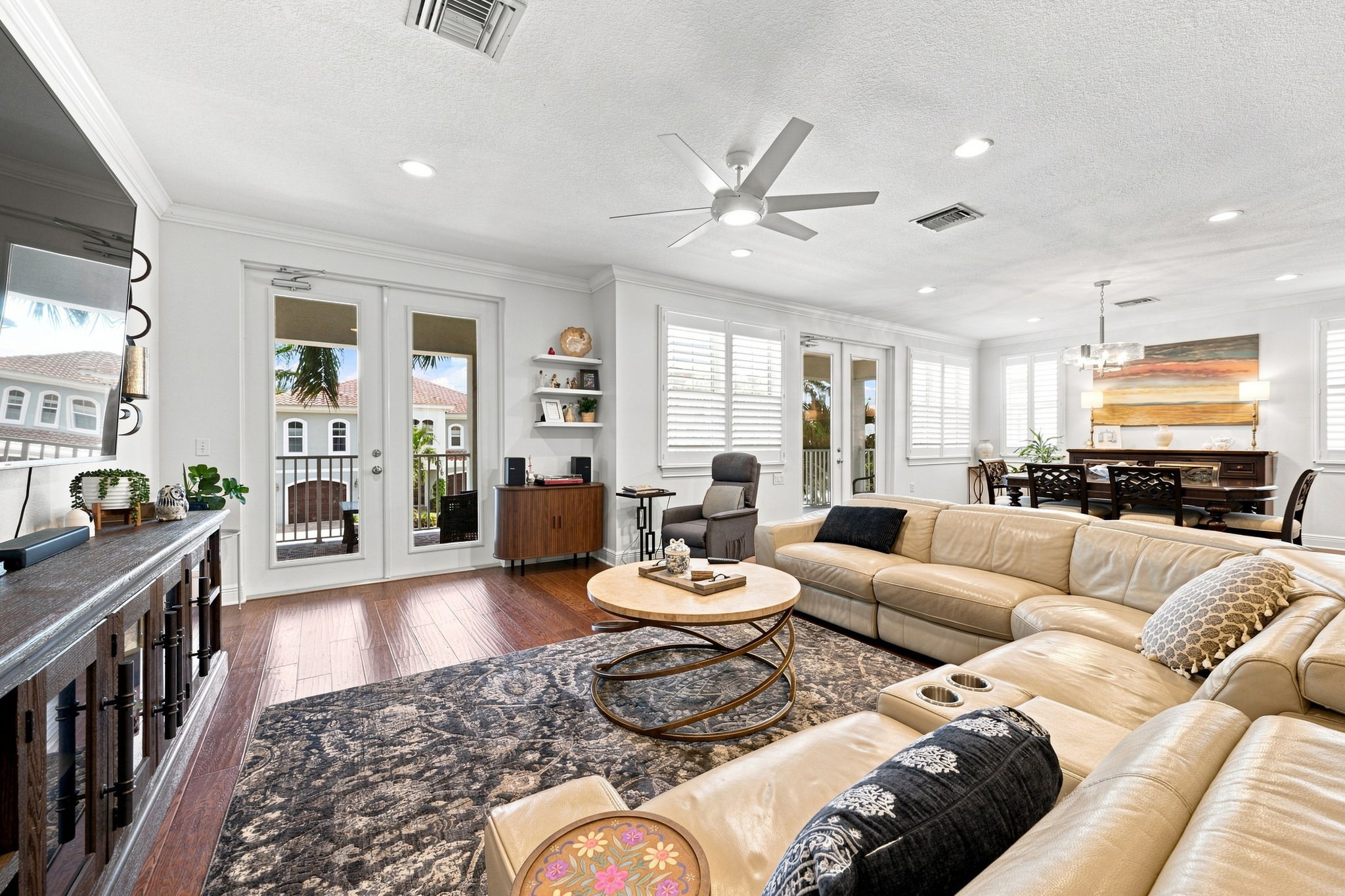 Living Room6