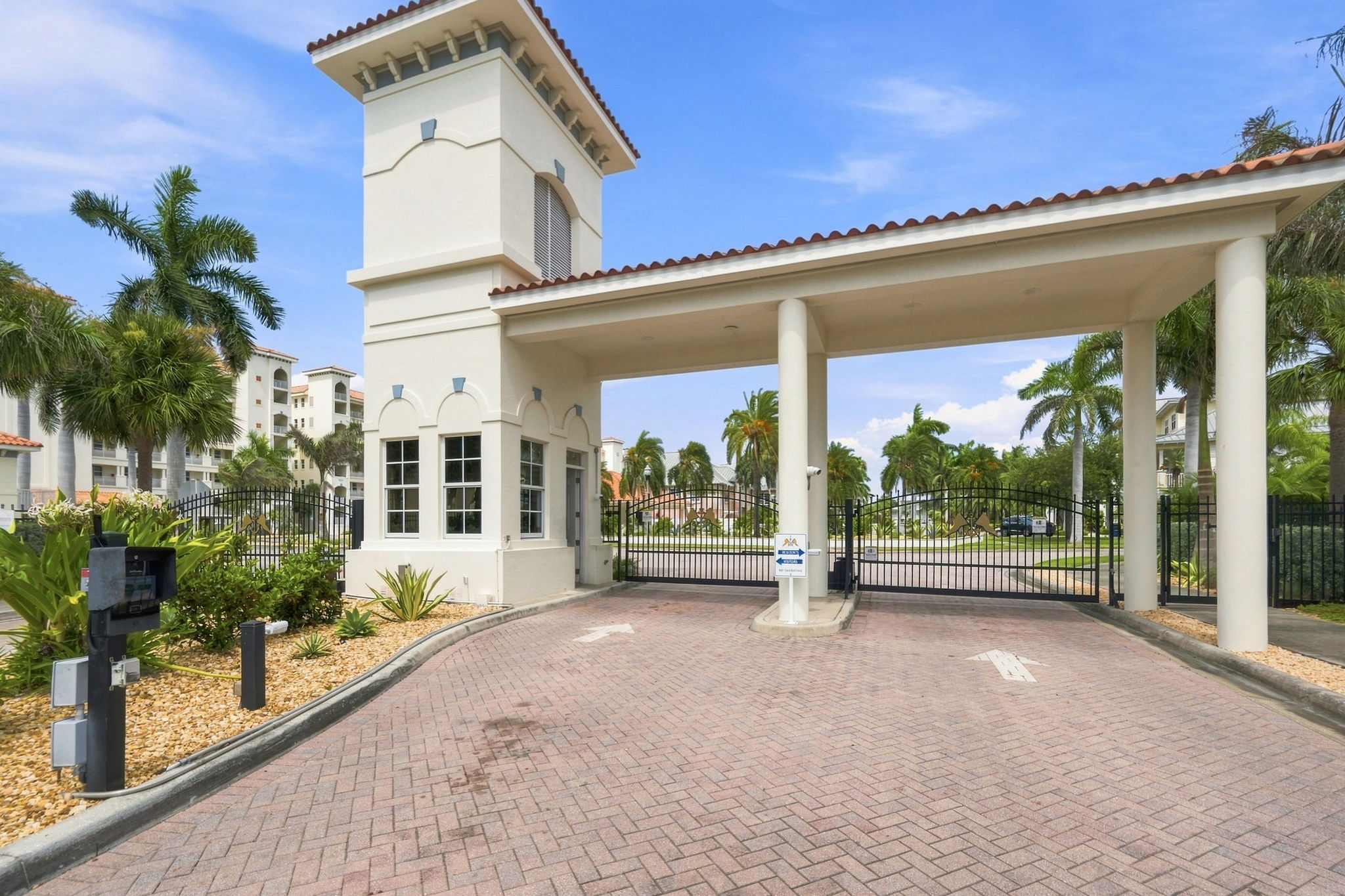 5-Gated Entry