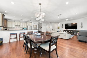 Dining Room3