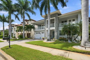 Front Exterior3