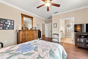 Guest Bedroom2b