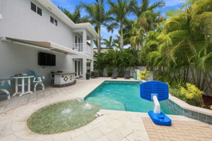 Pool8