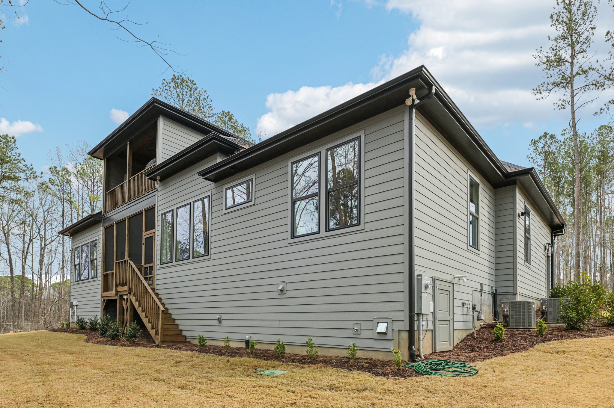 Gaines Trl-S3012-062.jpg