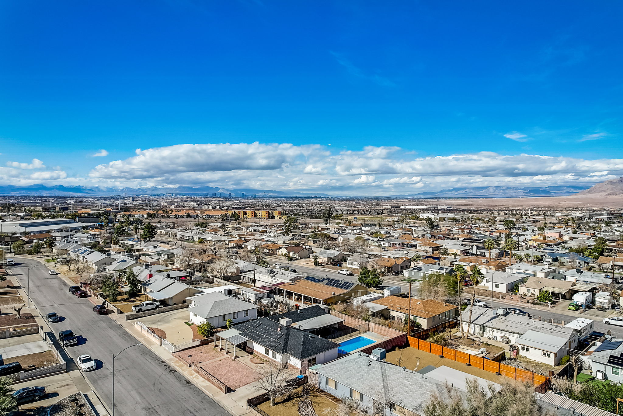 Hickory St-052