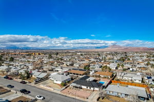 Hickory St-051