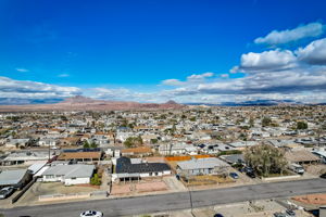 Hickory St-048
