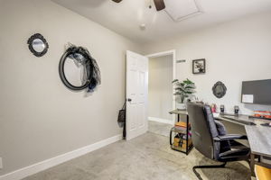 Hickory St-033