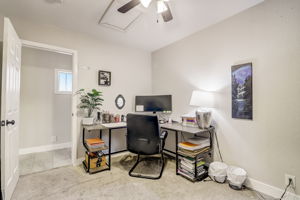 Hickory St-032