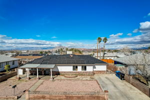 Hickory St-046