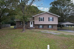  Photo 0
