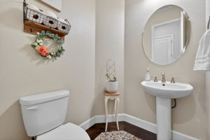  Photo 48