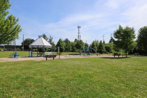  Photo 40