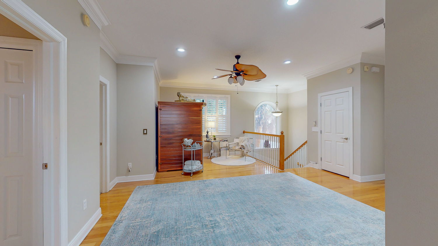  Photo 92