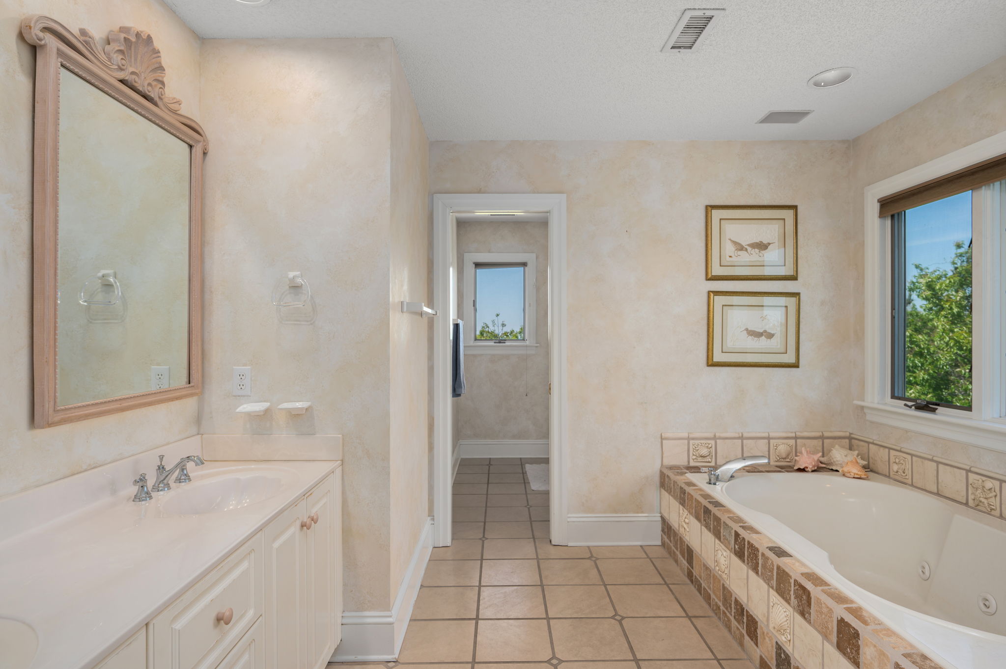 116-Snipe-Ct-TL-BR5-Private-Bath-V2