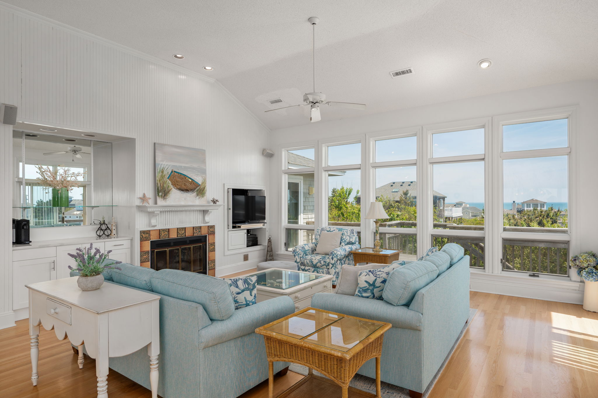 116-Snipe-Ct-TL-Living-V2