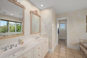 116-Snipe-Ct-TL-BR5-Private-Bath