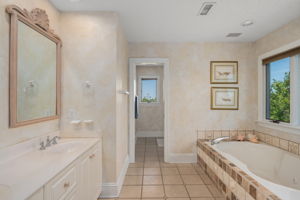 116-Snipe-Ct-TL-BR5-Private-Bath-V2