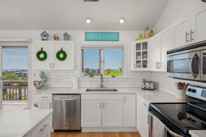 116-Snipe-Ct-TL-Kitchen-V4