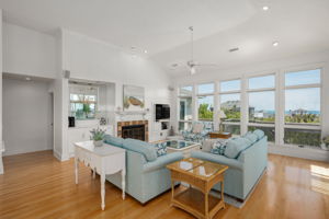 116-Snipe-Ct-TL-Living