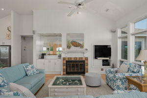 116-Snipe-Ct-TL-Living-V6