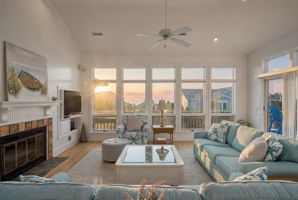 116-Snipe-Ct-TL-Living-V4-Sunrise